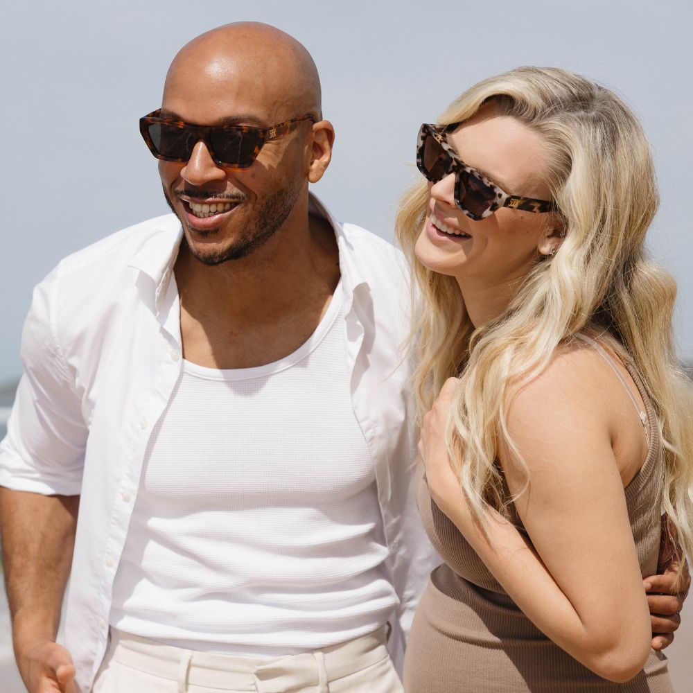 BEYOND SUNKISSED - Bio Acetate Tortoise Frame l Black Polarised Lens - Soek Fashion Eyewear Europe