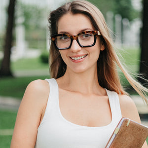 ZAHRA TOFFEE l Wooden Blue Light Magnifying Reader - Soek Fashion Eyewear Europe