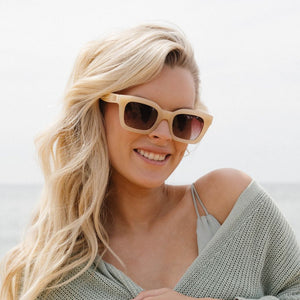 ZAHRA NUDE l Brown Gradient Lens l White Maple Arms - Soek Fashion Eyewear Europe