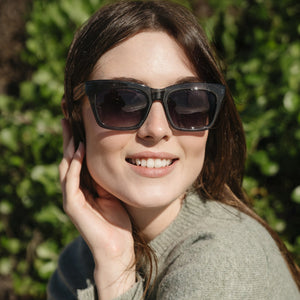 MORGAN INDIGO l Grey Lens l Walnut Arms - Soek Fashion Eyewear Europe