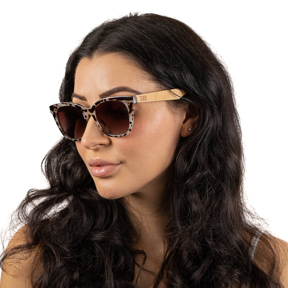 LILA GRACE IVORY TORTOISE l Brown Lens l White Maple Arms - Soek Fashion Eyewear Europe