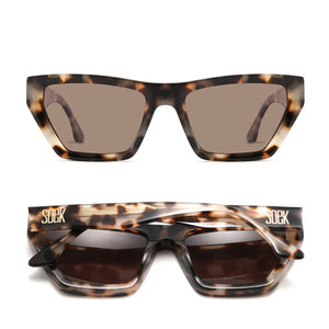BEYOND SANDSTONE - Plant Based Ivory Tort Frame l Black Polarised Lens - Soek Fashion Eyewear Europe