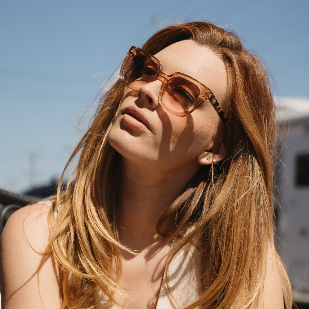 SOLUNA HONEY l Sunglass Reader l UV 400 Magnifying - Soek Fashion Eyewear Europe