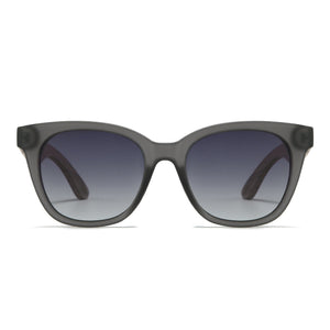 LILA GRACE CHARCOAL GREY l Black Gradient Lens l Walnut Arms - Soek Fashion Eyewear Europe