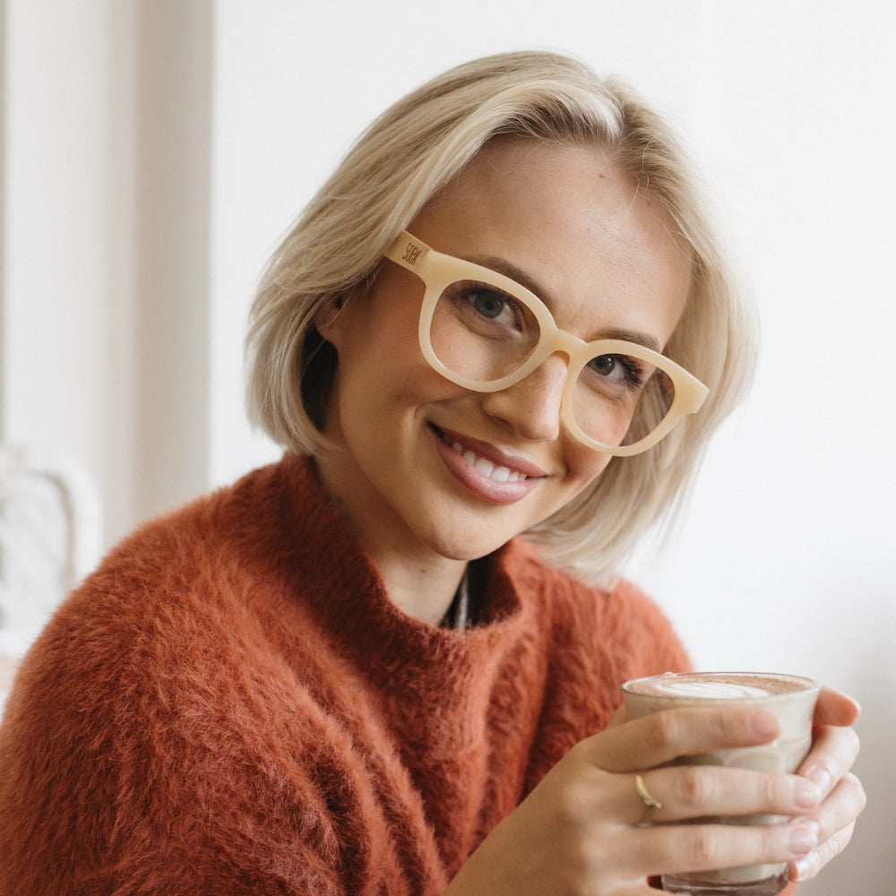 ALIVE CREAM l Wooden Magnifying Reader - Soek Fashion Eyewear Europe
