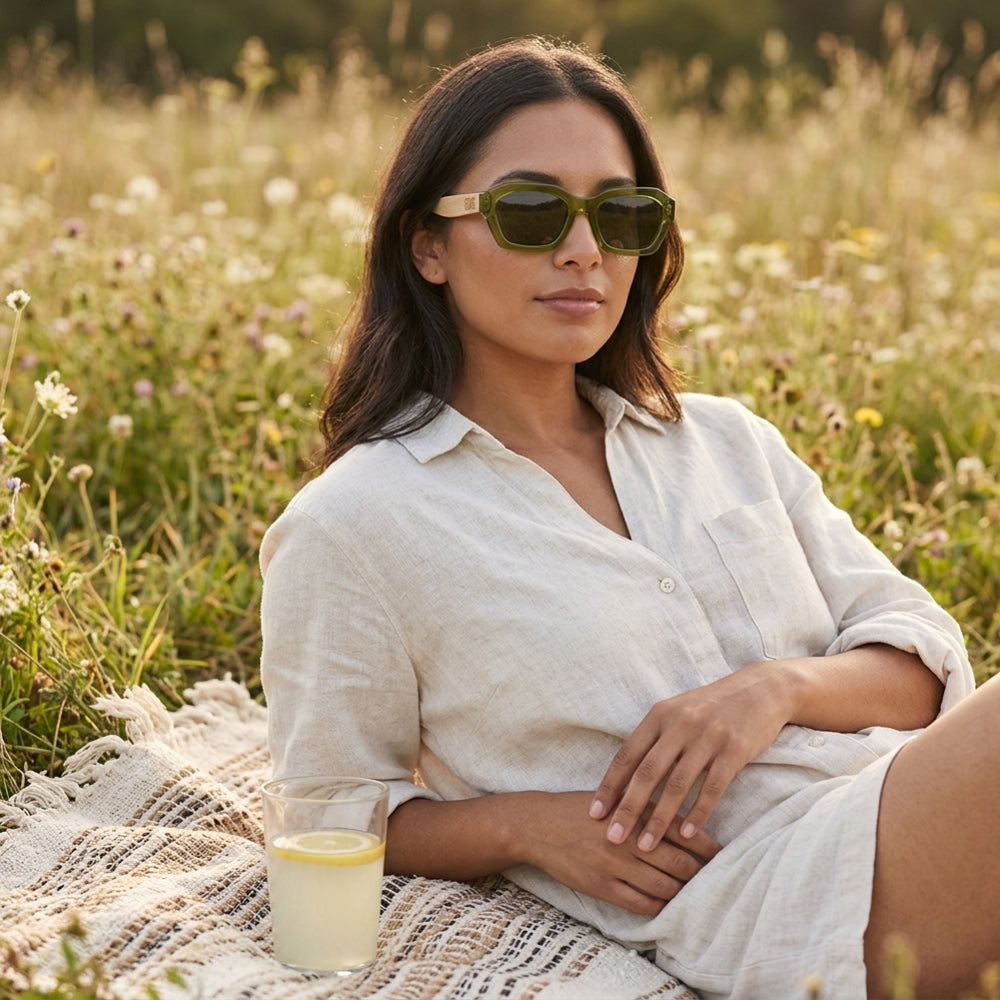 STRAY Moss l Sunglasses l Khaki Lens l White Maple Arms - Soek Fashion Eyewear Europe