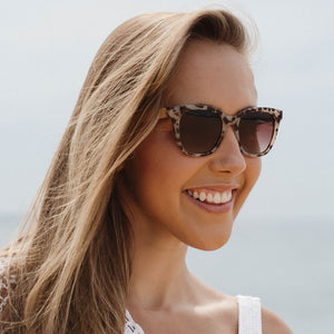 LILA GRACE IVORY TORTOISE l Brown Lens l White Maple Arms - Soek Fashion Eyewear Europe