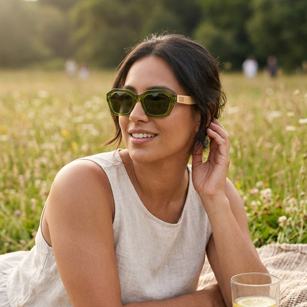 STRAY Moss l Sunglasses l Khaki Lens l White Maple Arms - Soek Fashion Eyewear Europe