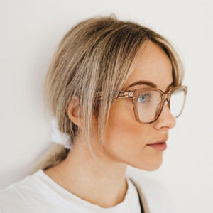 LILA GRACE CHAMPAGNE l Wooden Magnifying Blue Light Reader - Soek Fashion Eyewear Europe