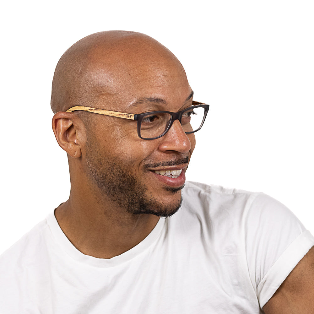 WATSONS BAY l Wooden Magnifying Blue Light Reader - Soek Fashion Eyewear Europe