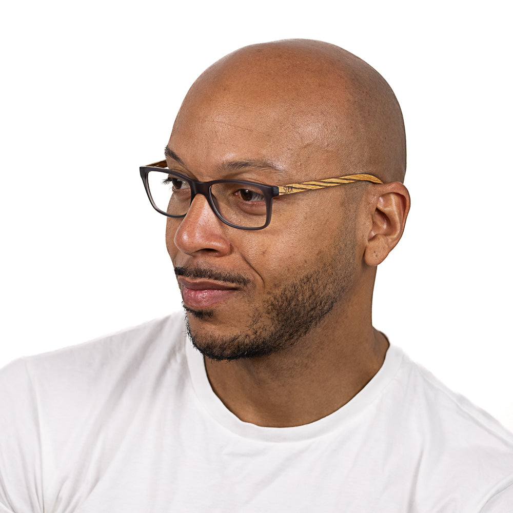 WATSONS BAY l Wooden Magnifying Blue Light Reader - Soek Fashion Eyewear Europe