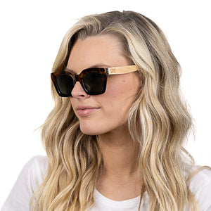 SUNGLASS READER l ZAHRA TOFFEE l UV 400 Magnifying Reader - Soek Fashion Eyewear Europe