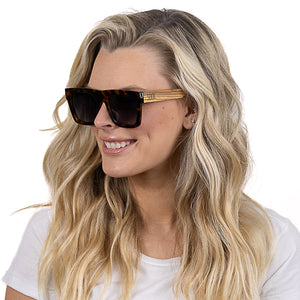 ROCCO TORT l Black Polarised Lens l Walnut Arms - Soek Fashion Eyewear Europe