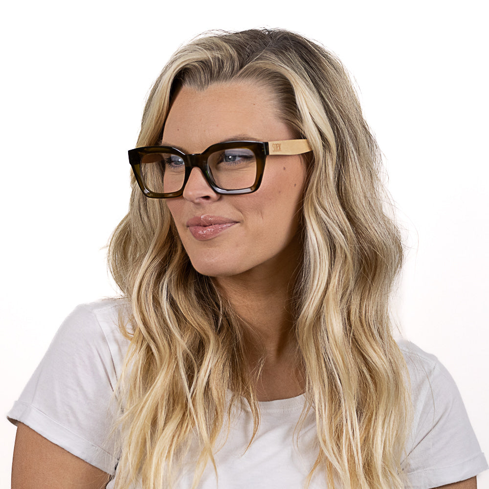 ZAHRA KHAKI l Wooden Blue Light Magnifying Reader - Soek Fashion Eyewear Europe