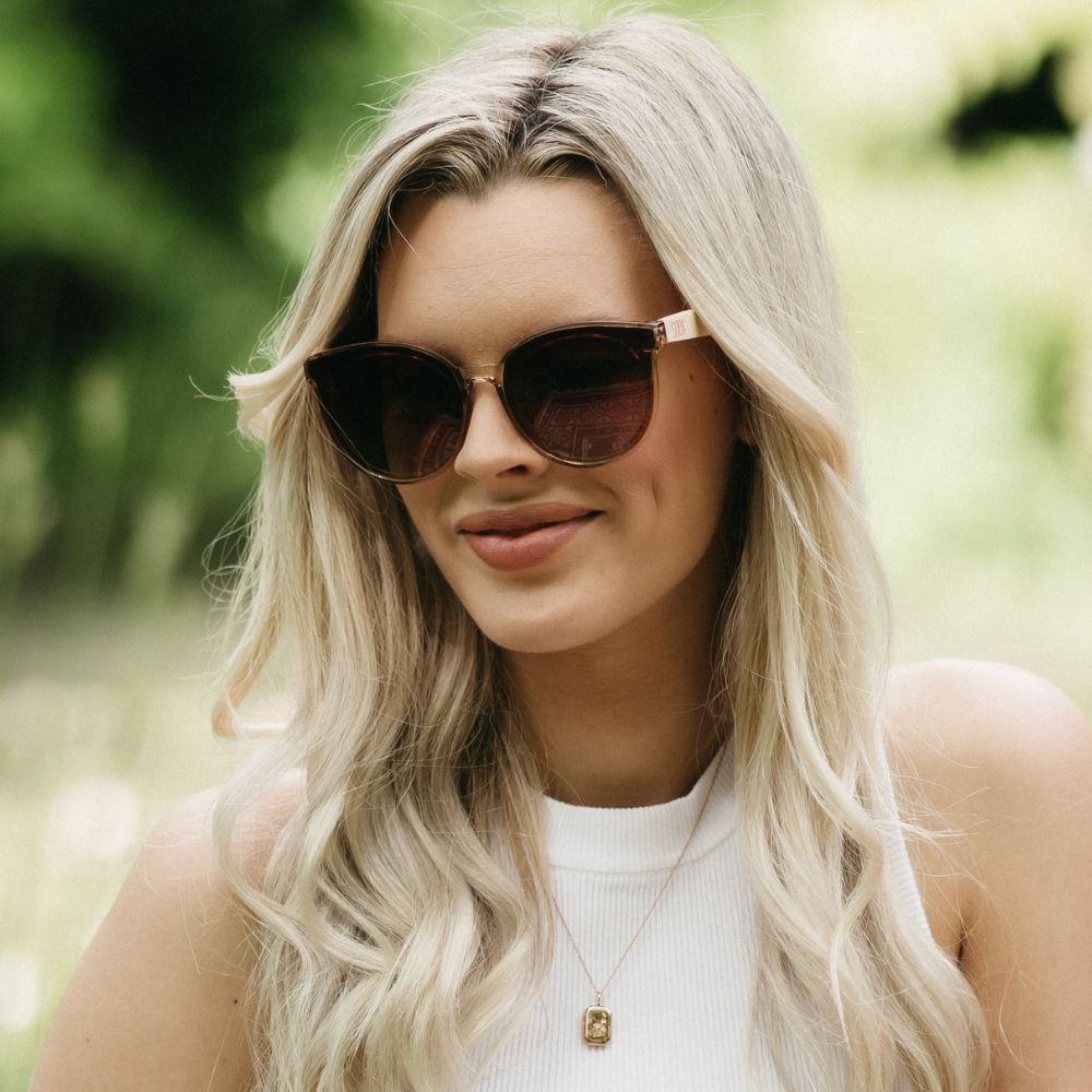 BELLA CHAMPAGNE l Brown Gradient Lens l Maple Arms - Soek Fashion Eyewear Europe