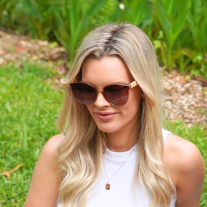 BELLA CHAMPAGNE l Brown Gradient Lens l Maple Arms - Soek Fashion Eyewear Europe