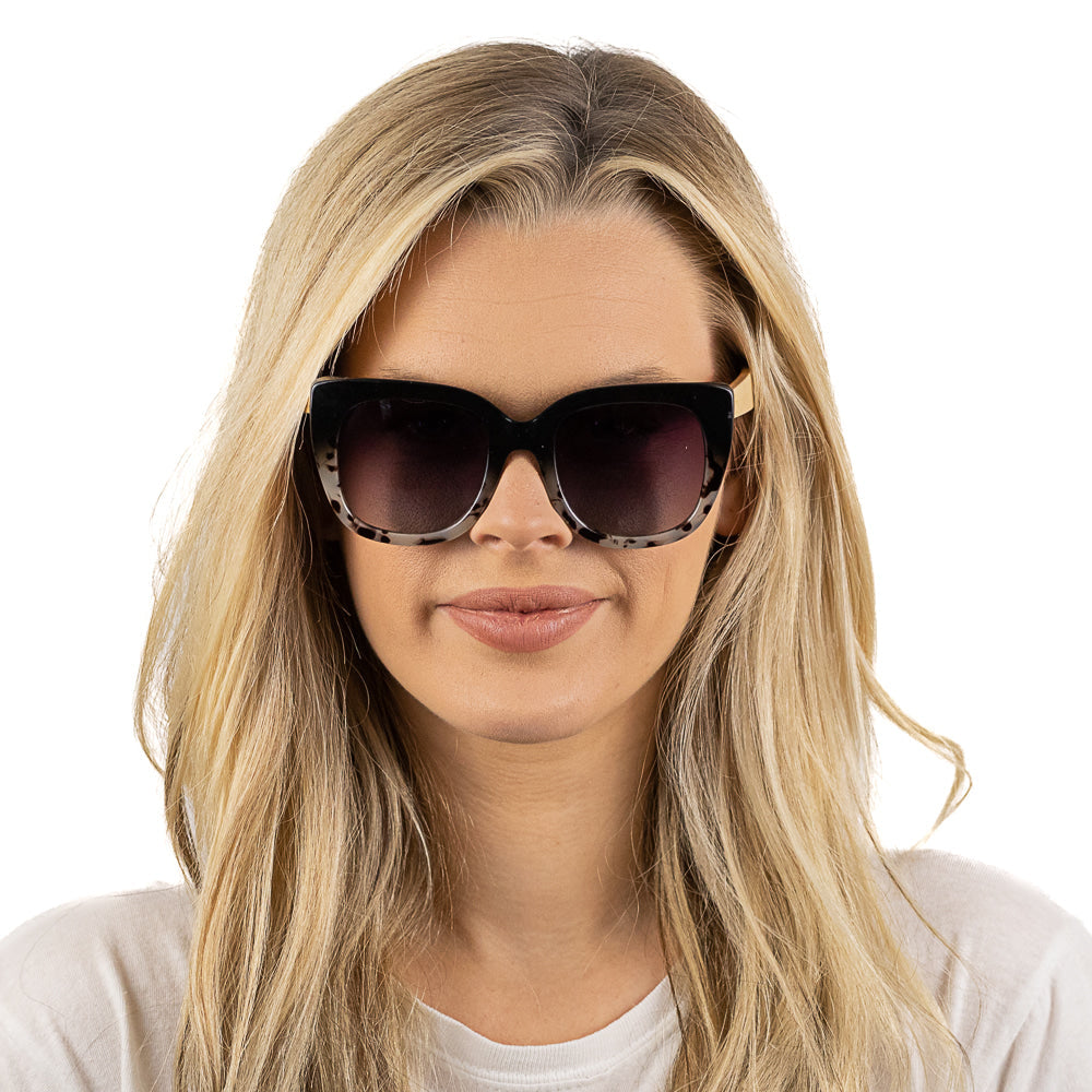 RIVIERA BLACK IVORY TORT  Black Gradient Lens l White Maple Arms - Soek Fashion Eyewear Europe