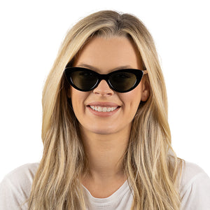 SAVANNAH MIDNIGHT  Black Gradient Lens l Walnut Arms - Soek Fashion Eyewear Europe