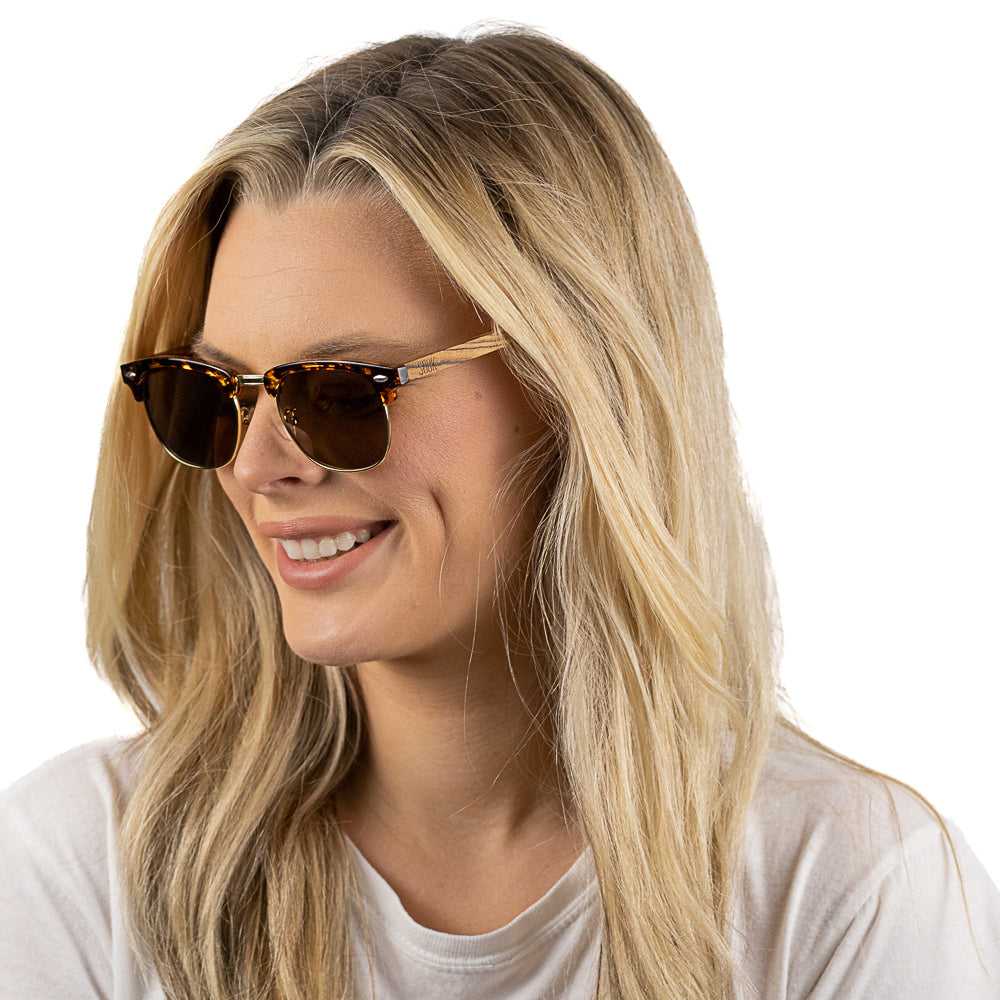 BANJO Brown Polarised Lens l  Walnut Arms - Soek Fashion Eyewear Europe