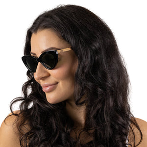 SAVANNAH MIDNIGHT  Black Gradient Lens l Walnut Arms - Soek Fashion Eyewear Europe