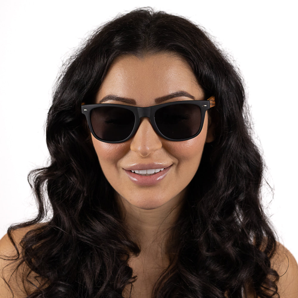 BALMORAL Black Lens l Walnut Arms - Soek Fashion Eyewear Europe