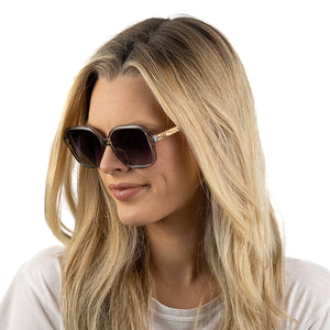 SCARLETT GREY MIST Grey Lens l Walnut Wood Arms - Soek Fashion Eyewear Europe