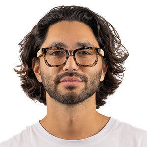 Magnifying Reader l ZAHRA OPAL TORT - Soek Fashion Eyewear Europe